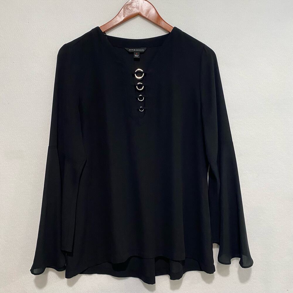 Rock‎ & Republic Black Bell Sleeve V-Neck O-Ring Blouse Small